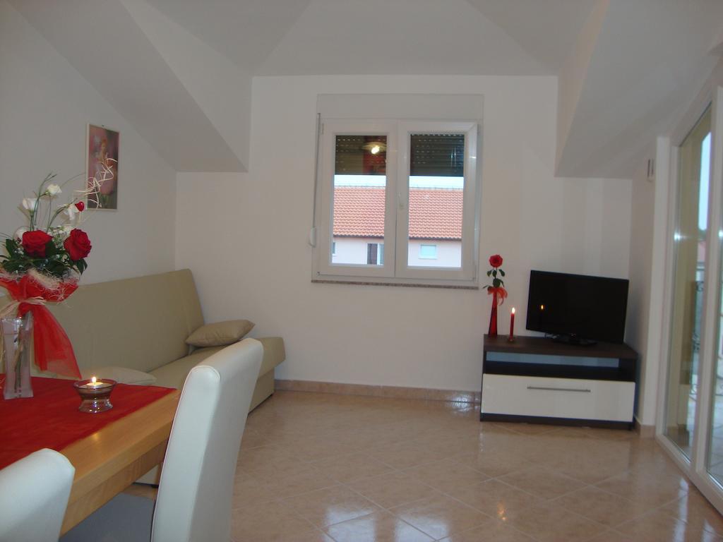 Apartments Marina Vodice Exterior photo