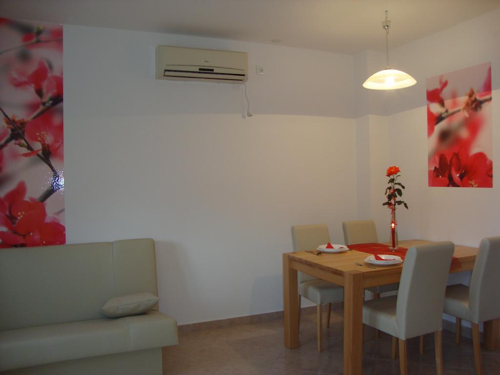Apartments Marina Vodice Exterior photo